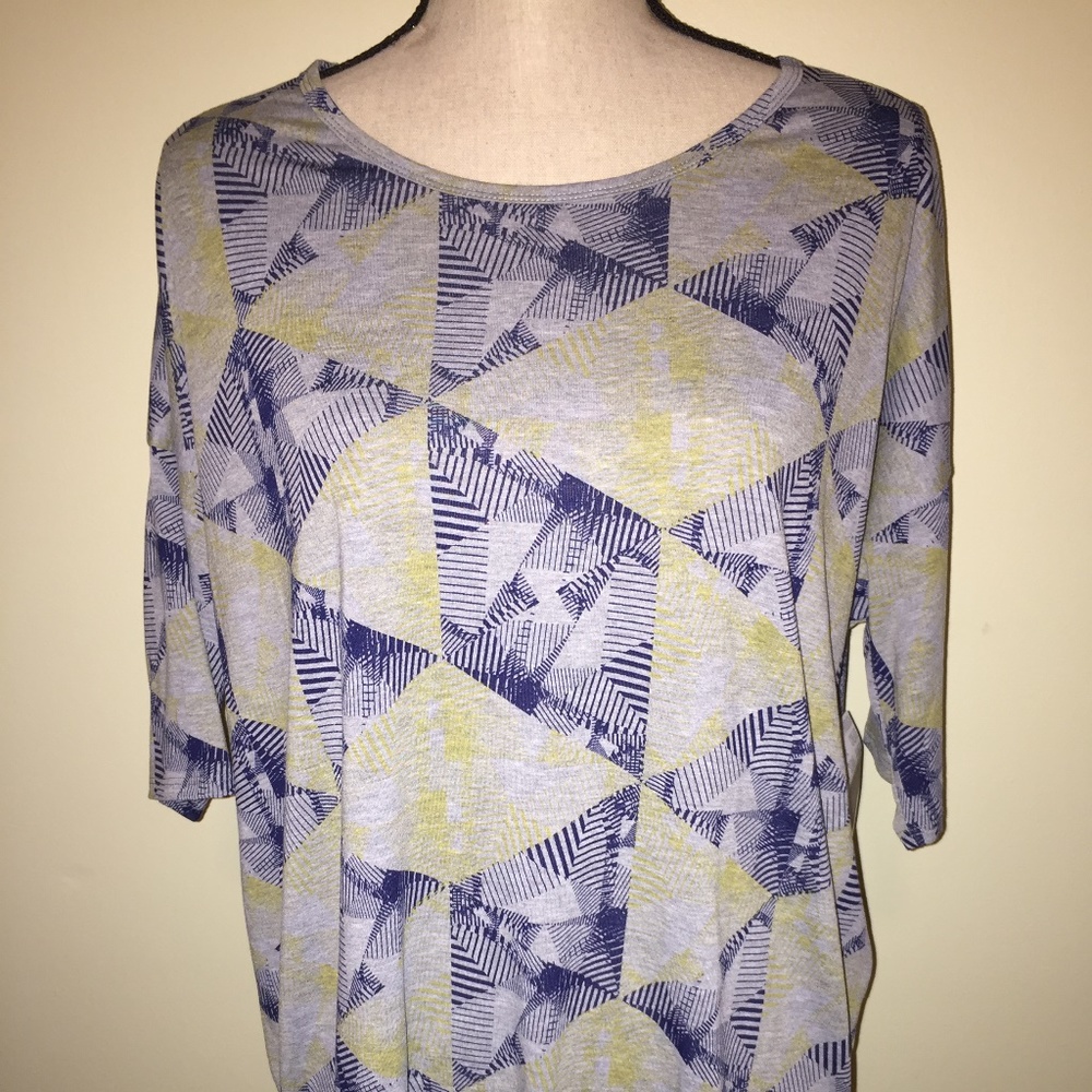 LuLaRoe Irma Medium Top